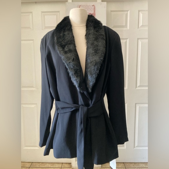 KS Womens Collection Plus Sz 18 Blazer With Faux Fur - Picture 1 of 9